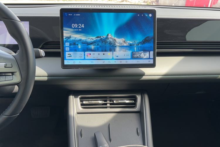 Used BYD Qin L 2025 EV 545KM Beyond Version Audio And AC Panel