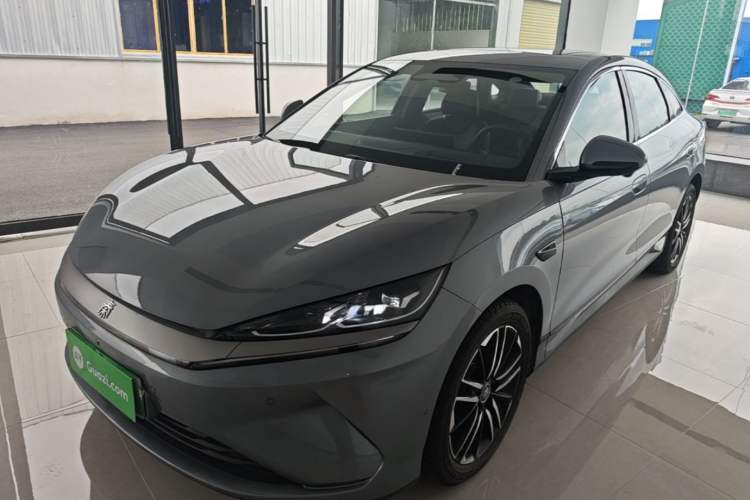BYD Qin L 2025 EV 545KM Cloud Suspension Edition