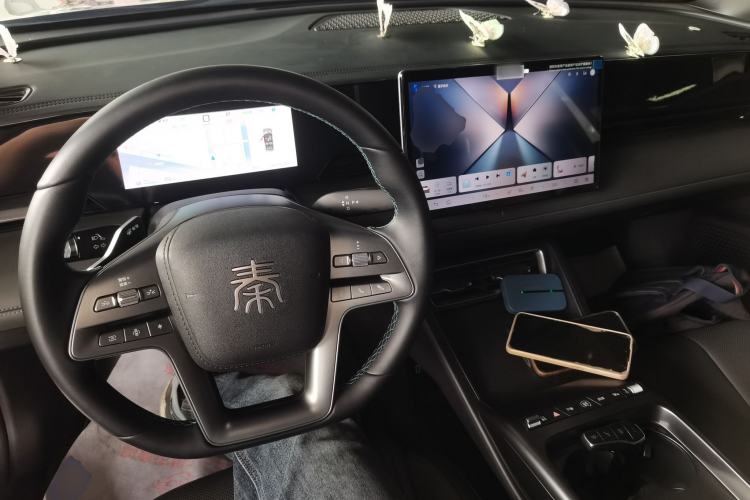 Used BYD Qin L 2025 EV 470KM Leading Edition Center Console