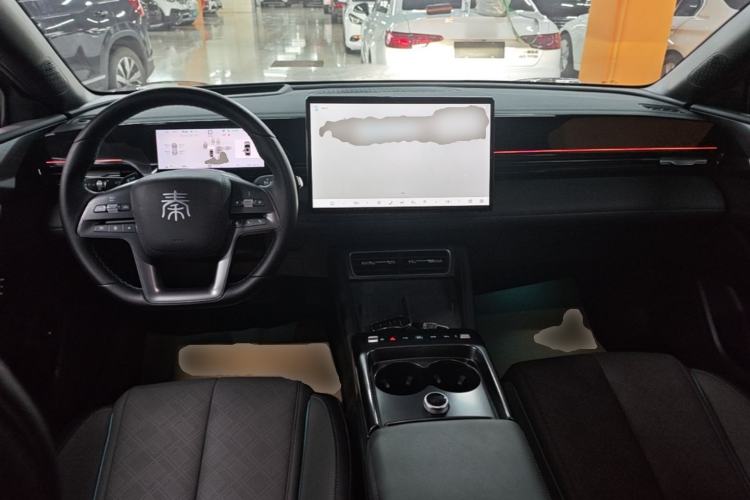 Used BYD Qin L 2025 EV 545KM Excellence Edition Center Console