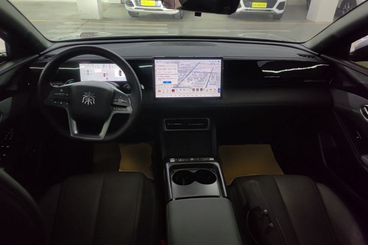 Used BYD Qin L 2025 EV 470KM Leading Edition Center Console