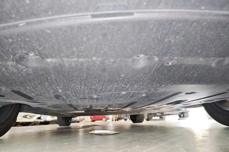 Used BYD Qin L 2025 DM-i Smart Drive 120KM Superior Model Chassis Front
