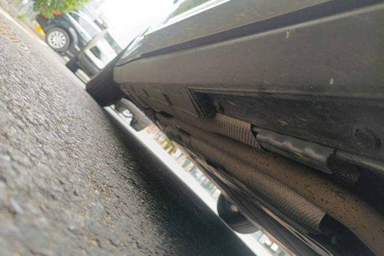 Used BYD Qin L 2025 DM-i Smart Drive 80KM Leading Model Chassis Front Right