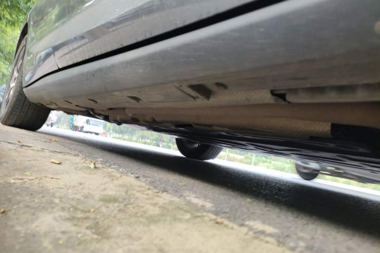 Used BYD Qin L 2025 DM-i Smart Drive 80KM Superior Model Chassis Front Right