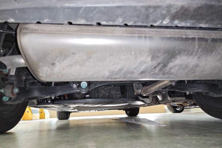 Used BYD Qin L 2025 DM-i Smart Drive 120KM Superior Model Chassis Rear