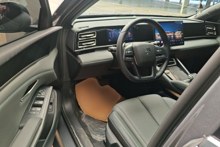 Used BYD Qin L 2025 DM-i Smart Drive 80KM Leading Model Driver Seat