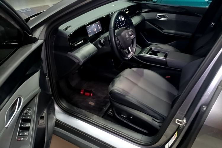 Used BYD Qin L 2025 EV 470KM Leading Edition Driver Seat