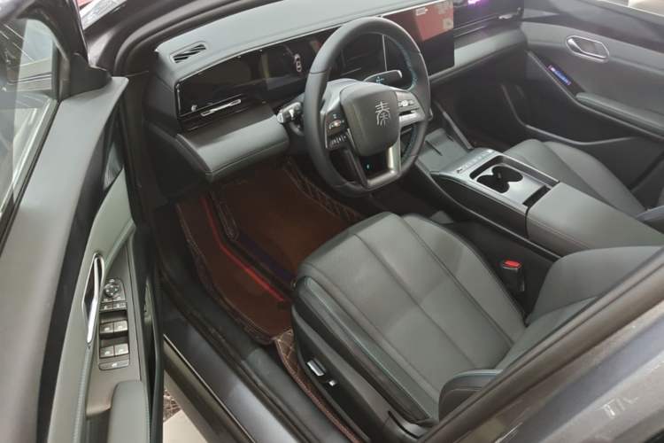 Used BYD Qin L 2025 EV 470KM Leading Edition Driver Seat