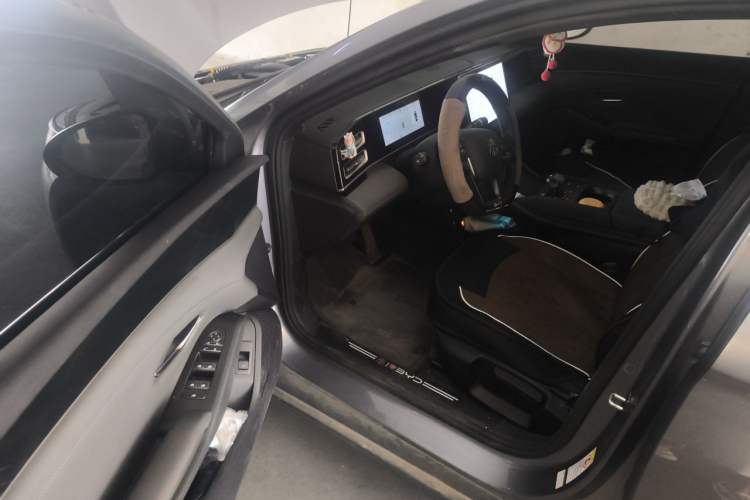 Used BYD Qin L 2025 DM-i Smart Drive 80KM Leading Model Driver Seat