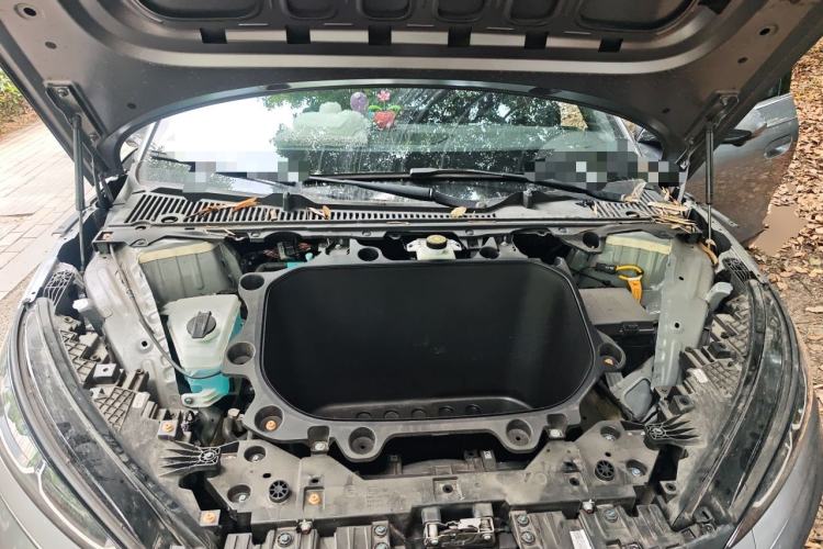 Used BYD Qin L 2025 EV 470KM Leading Edition Engine Bay