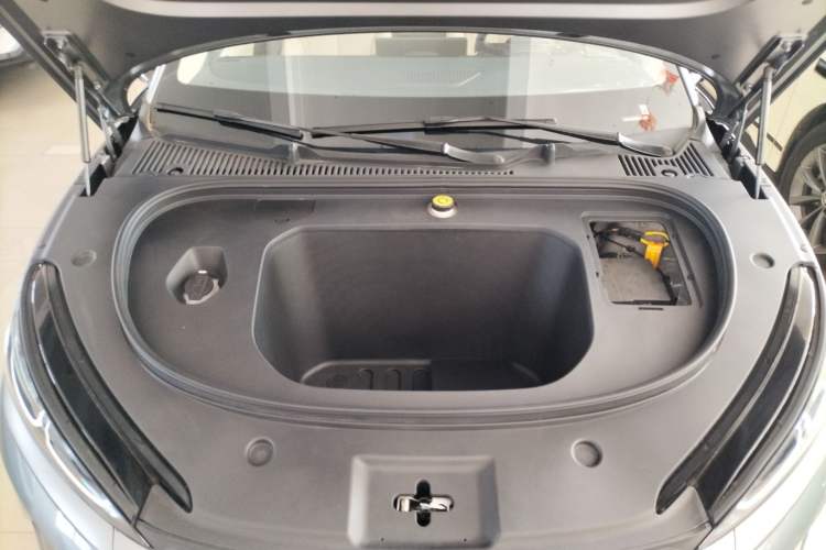 Used BYD Qin L 2025 EV 470KM Leading Edition Engine Bay