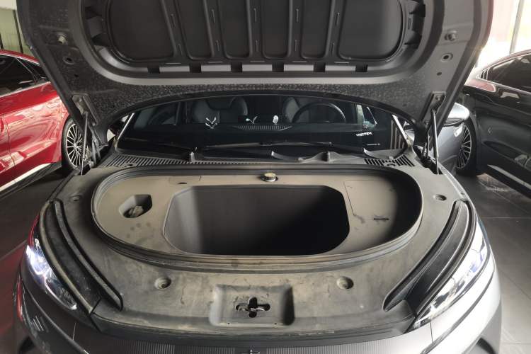Used BYD Qin L 2025 EV 470KM Leading Edition Engine Bay