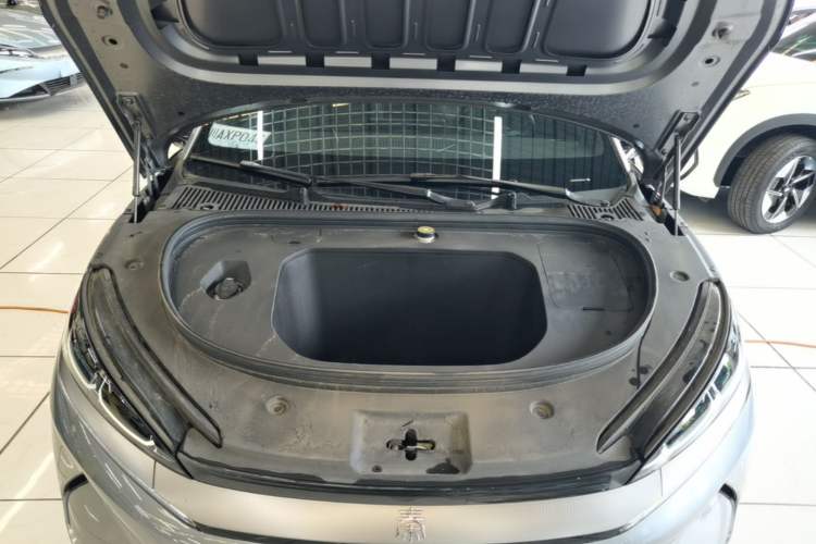 Used BYD Qin L 2025 EV 545KM Beyond Version Engine Bay