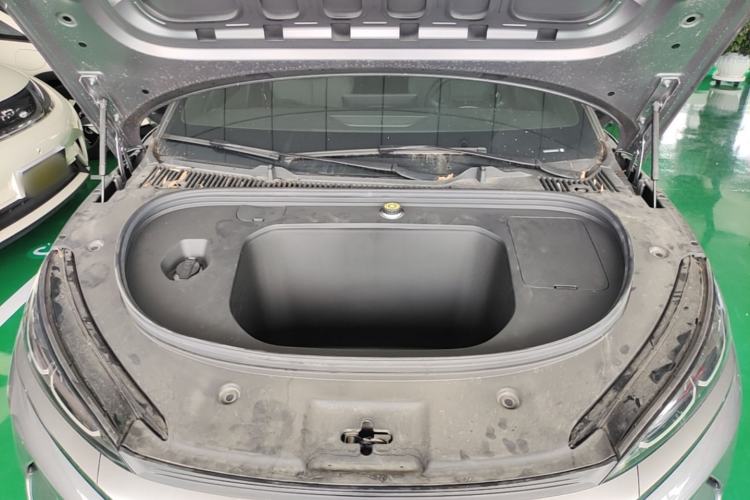Used BYD Qin L 2025 EV 470KM Leading Edition Engine Bay