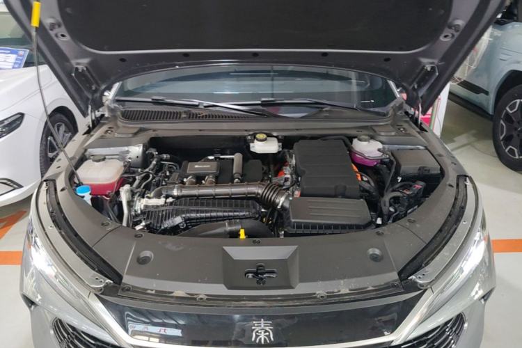 Used BYD Qin L 2025 DM-i Smart Drive 120KM Leading Model Engine Bay