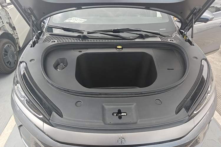 Used BYD Qin L 2025 EV 470KM Leading Edition Engine Bay