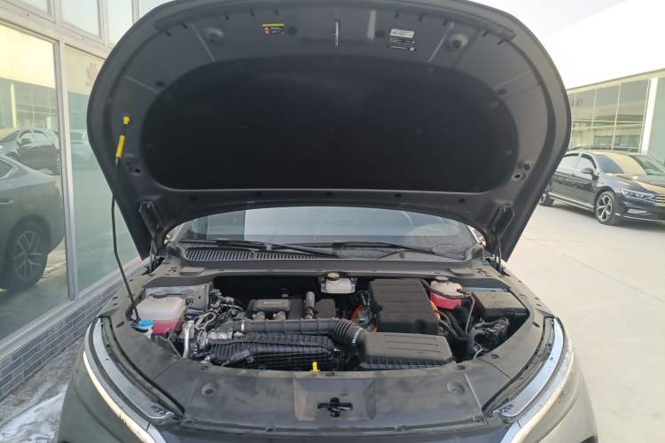 Used BYD Qin L 2025 DM-i Smart Drive 120KM Superior Model Engine Bay