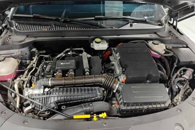 Used BYD Qin L 2025 DM-i Smart Drive 120KM Leading Model Engine Bay