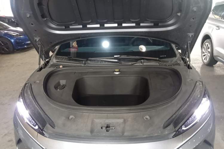 Used BYD Qin L 2025 EV 470KM Leading Edition Engine Bay