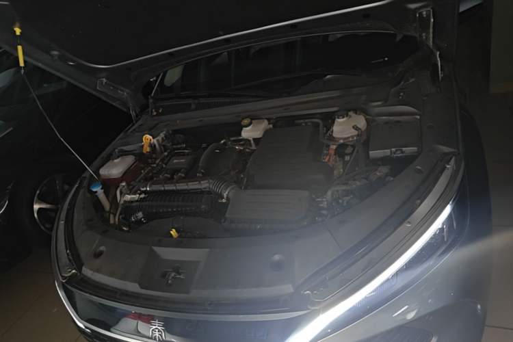 Used BYD Qin L 2025 DM-i Smart Drive 80KM Leading Model Engine Bay