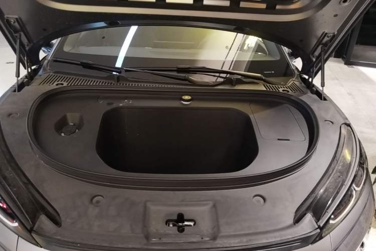 Used BYD Qin L 2025 EV 545KM Beyond Version Engine Bay
