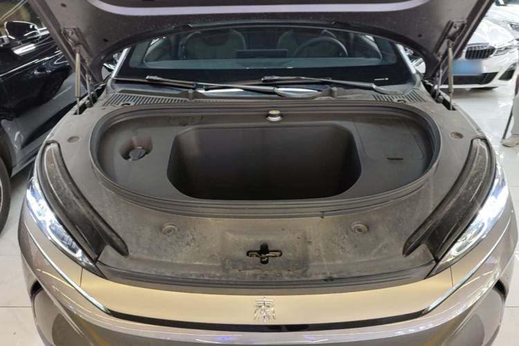 Used BYD Qin L 2025 EV 545KM Beyond Version Engine Bay