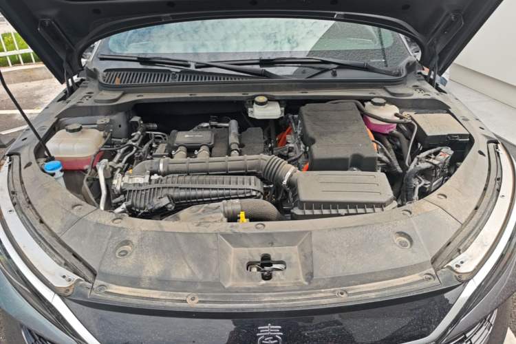 Used BYD Qin L 2025 DM-i Smart Drive 120KM Leading Model Engine Bay