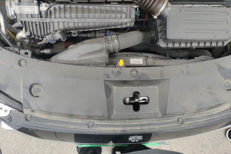 Used BYD Qin L 2025 DM-i Smart Drive 80KM Leading Model Engine Bay