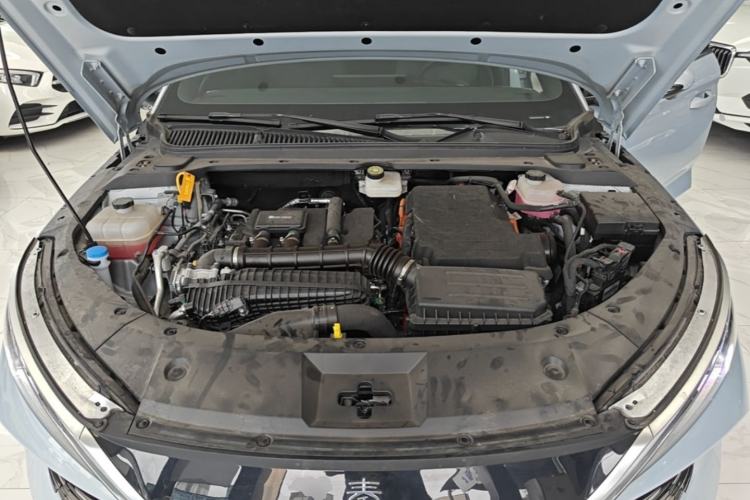 Used BYD Qin L 2025 DM-i Smart Drive 80KM Leading Model Engine Bay