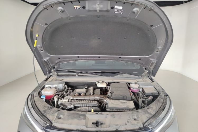 Used BYD Qin L 2025 DM-i Smart Drive 120KM Superior Model Engine Bay