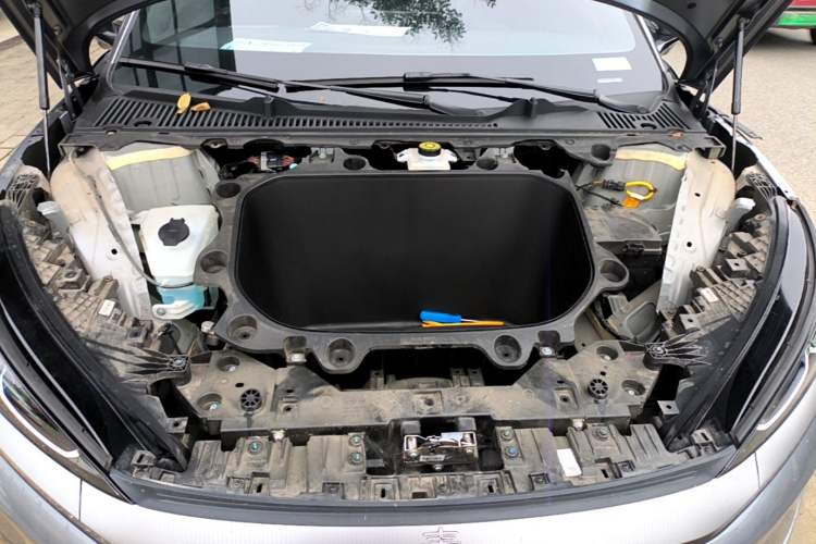 Used BYD Qin L 2025 EV 470KM Leading Edition Engine Bay