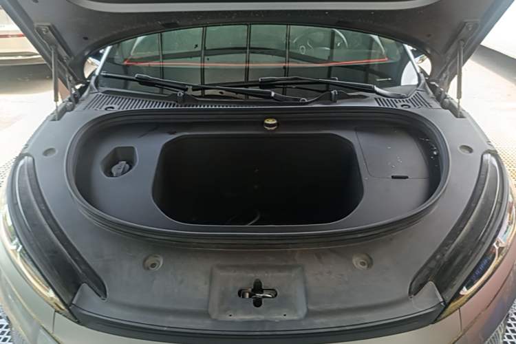 Used BYD Qin L 2025 EV 545KM Beyond Version Engine Bay