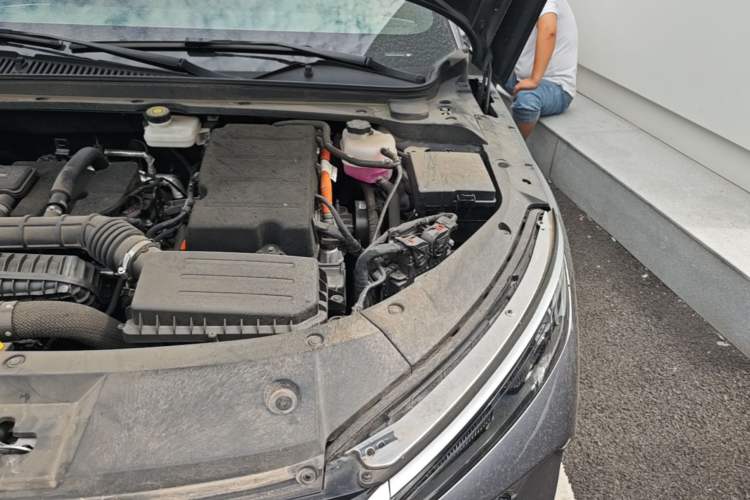 Used BYD Qin L 2025 DM-i Smart Drive 120KM Leading Model Engine Bay Left