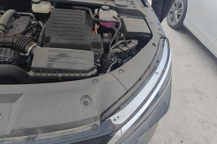 Used BYD Qin L 2025 DM-i Smart Drive 80KM Leading Model Engine Bay Left