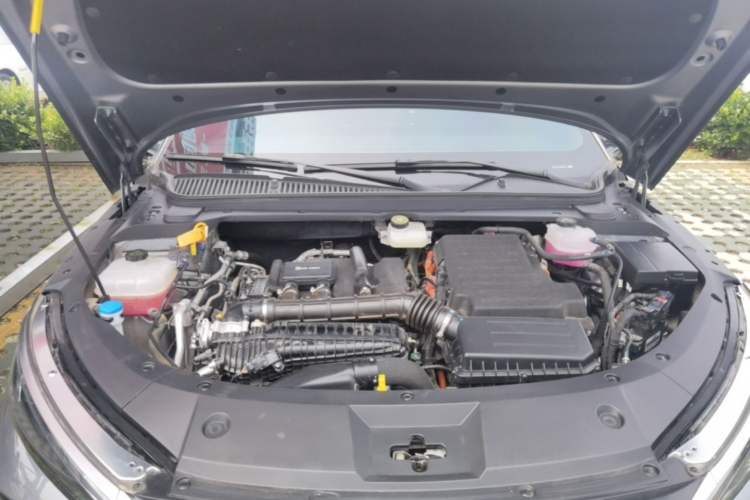 Used BYD Qin L 2025 DM-i Smart Drive 80KM Leading Model Engine Bay