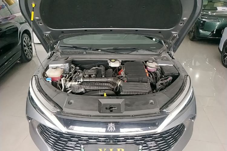 Used BYD Qin L 2025 DM-i Smart Drive 120KM Leading Model Engine Bay