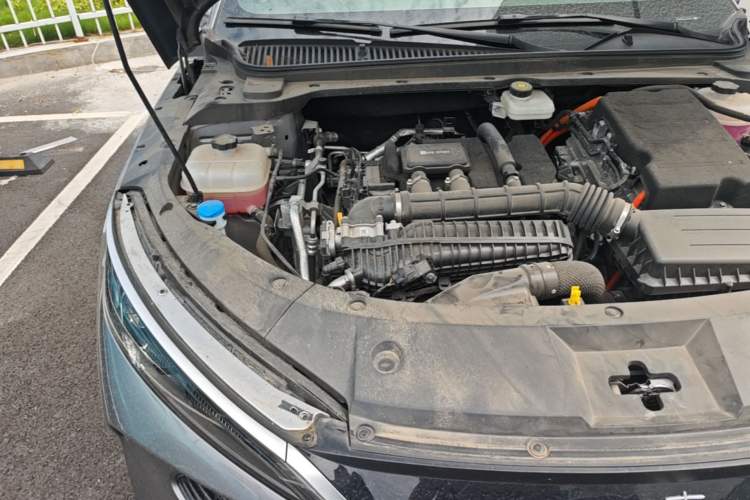 Used BYD Qin L 2025 DM-i Smart Drive 120KM Leading Model Engine Bay Right