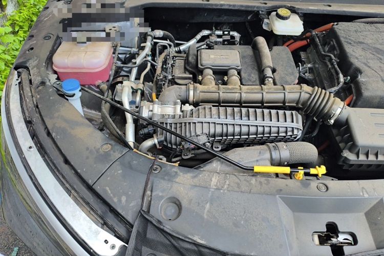 Used BYD Qin L 2025 DM-i Smart Drive 120KM Leading Model Engine Bay Right
