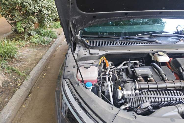 Used BYD Qin L 2025 DM-i Smart Drive 80KM Leading Model Engine Bay Right
