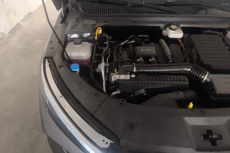 Used BYD Qin L 2025 DM-i Smart Drive 80KM Leading Model Engine Bay Right