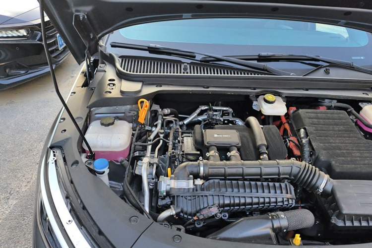 Used BYD Qin L 2025 DM-i Smart Drive 80KM Leading Model Engine Bay Right