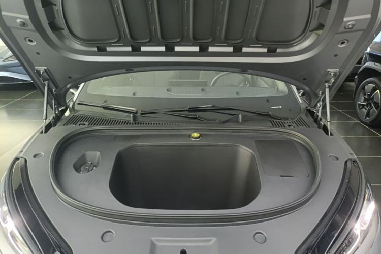 Used BYD Qin L 2025 EV 545KM Beyond Version Engine Bay