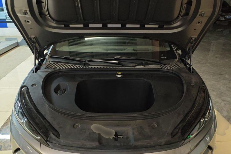 Used BYD Qin L 2025 EV 545KM Cloud Suspension Edition Engine Bay