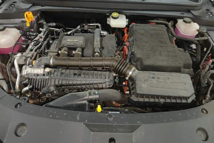 Used BYD Qin L 2025 DM-i Smart Drive 80KM Leading Model Engine Bay