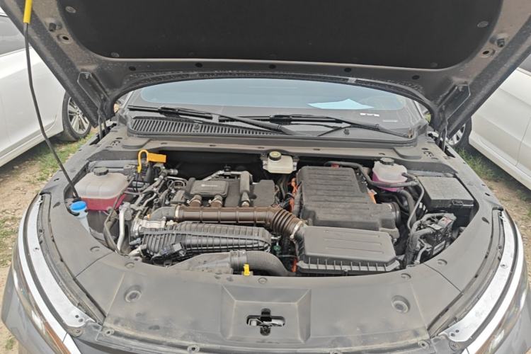 Used BYD Qin L 2025 DM-i Smart Drive 80KM Leading Model Engine Bay