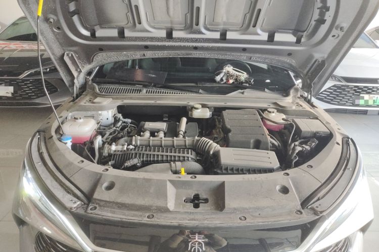 Used BYD Qin L 2025 DM-i Smart Drive 120KM Superior Model Engine Bay
