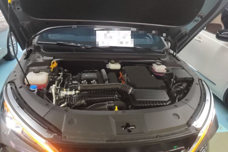 Used BYD Qin L 2025 DM-i Smart Drive 80KM Leading Model Engine Bay