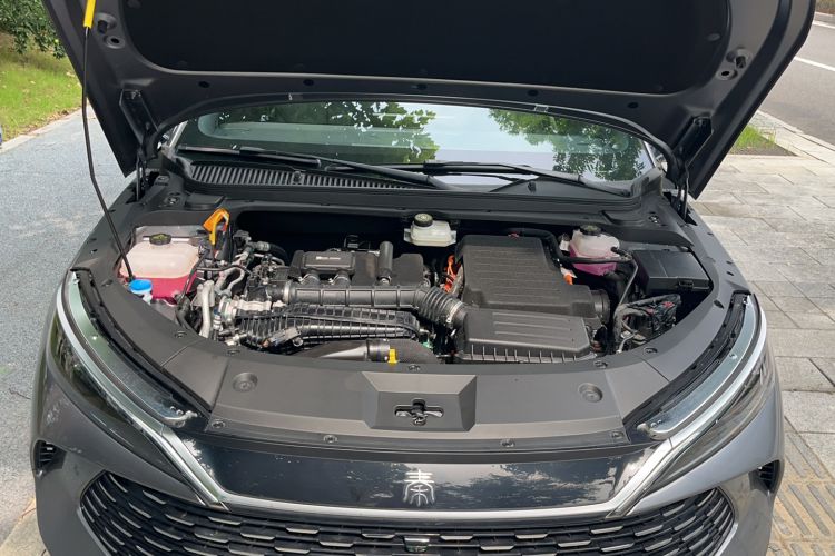 Used BYD Qin L 2025 DM-i Smart Drive 80KM Leading Model Engine Bay
