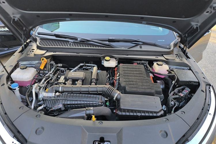 Used BYD Qin L 2025 DM-i Smart Drive 80KM Leading Model Engine Bay