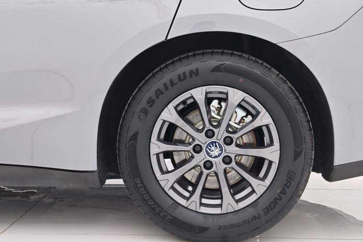 Used BYD Qin L 2025 DM-i Smart Drive 80KM Leading Model Exterior 10